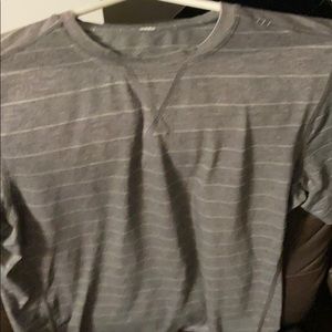 Lululemon t shirt size small